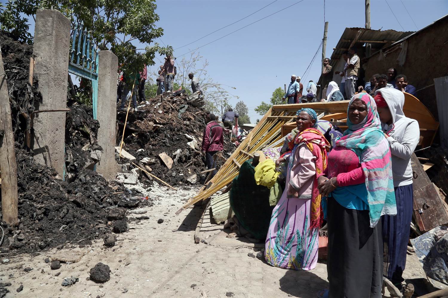 35 Killed, Scores Missing in Ethiopia Garbage Dump Landslide