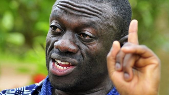 Police Blocks Besigye from Attending Kaweesi Mass