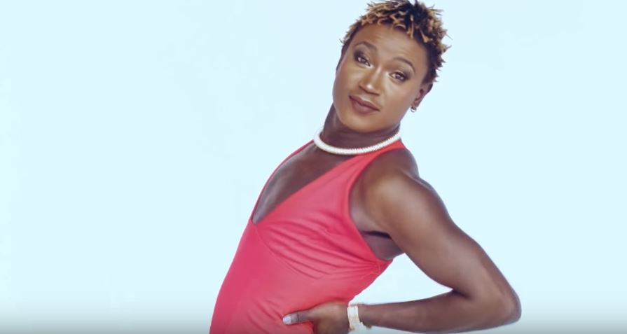 VIDEO: Gravity Omutujju Releases Hilarious “Nfanana Zuena” Video