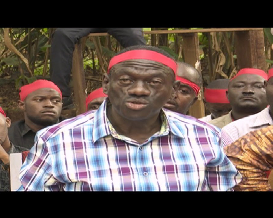 Besigye Spends Night at Mbarara Police, Transferred Back to Rukungiri