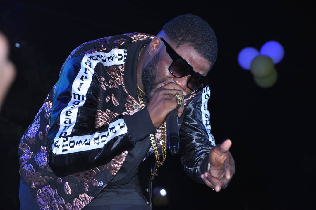 PHOTOS: Nigerian Singer Skales Thrills Revelers at Ciroc Frost and Pineapple Pool Party