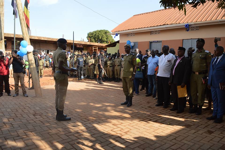 Kayihura Opens Special Police Post In Kulambiro