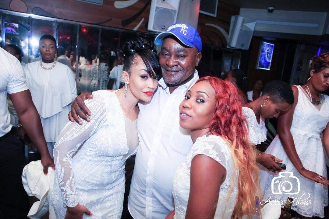 PHOTOS: What You Missed at Zari’s All White Party