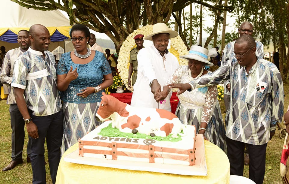 Museveni Praises Andrew Mwenda’s Mother, Asks Ugandans to Emulate Her