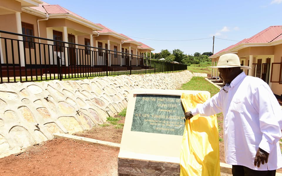 President Museveni Commissions SFC Officers’ Housing Units