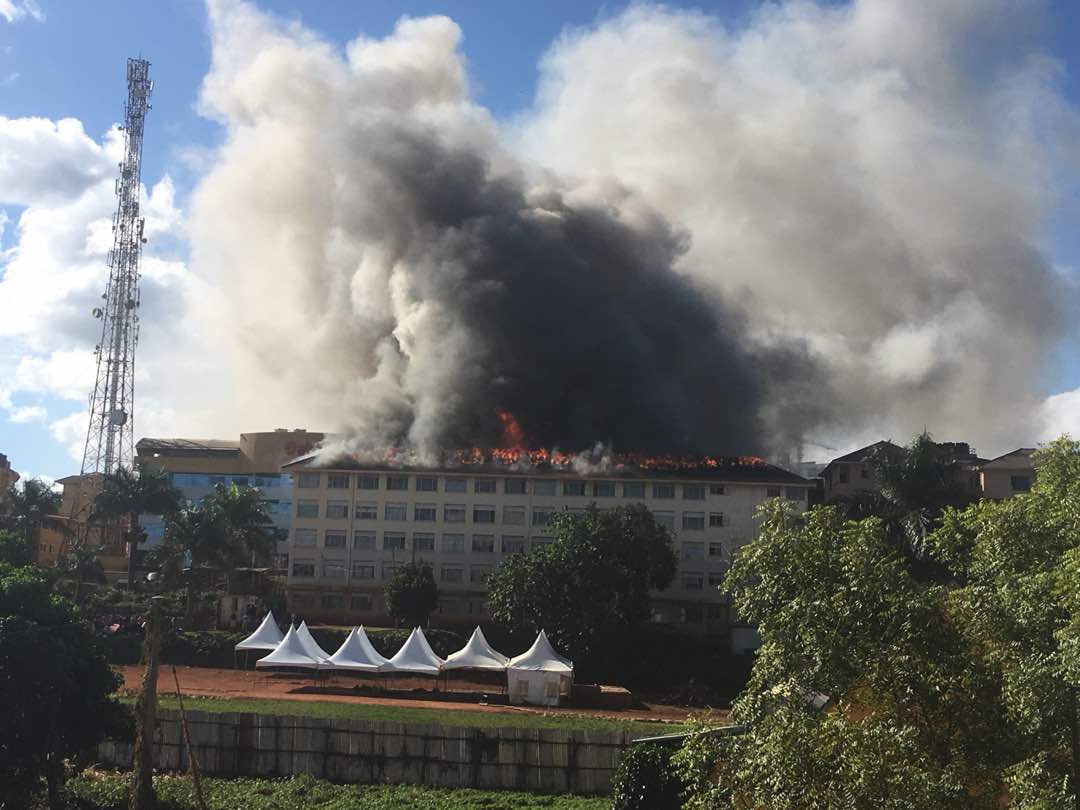 PHOTOS: MUBS Students’ Hostel Catches Fire