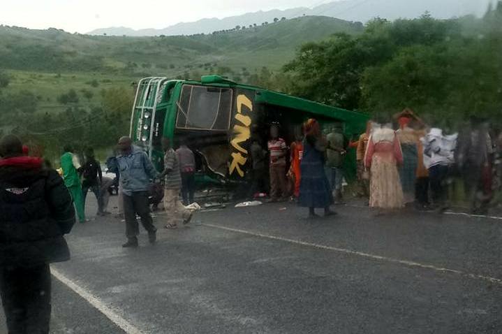 18 Injured in Link Bus Accident