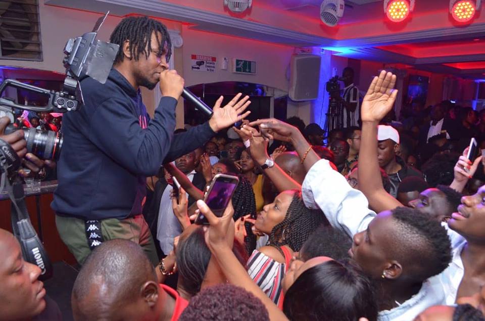 PHOTOS: Ghanaian Singer Magnom Thrills Fans at Guvnor DJ Snap Off Party