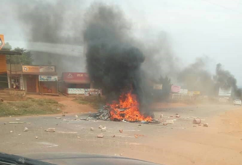 PHOTOS: Mityana Residents Protest Amid MP Zaake Death Rumors