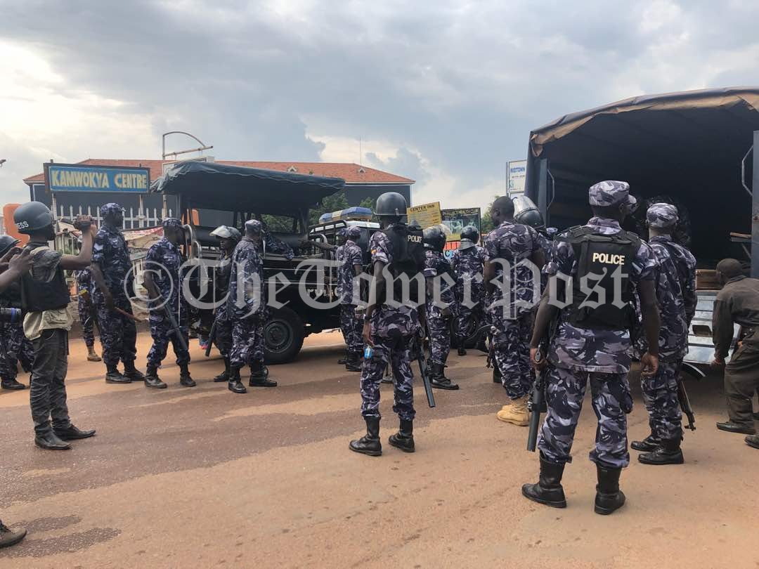 PHOTOS: Police Deploys Heavily as Kamwokya Riots Intensify