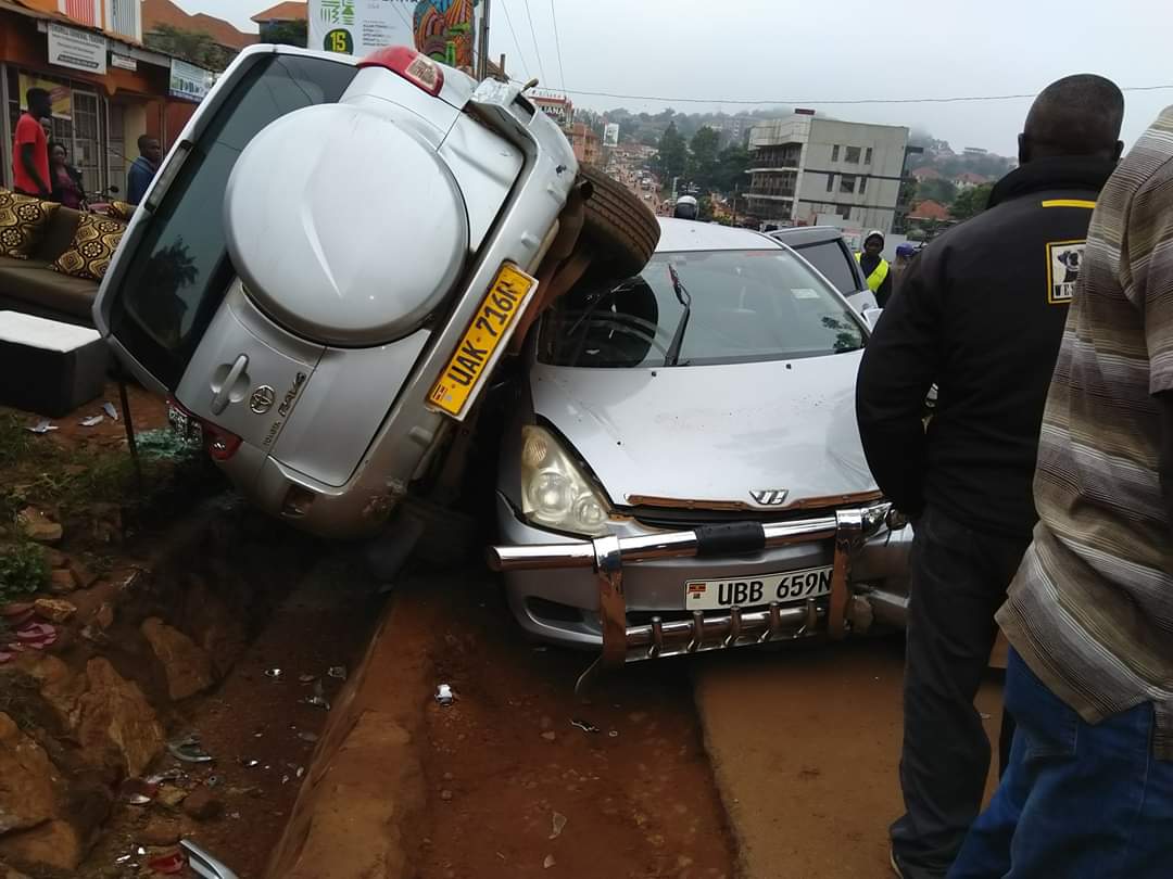 PHOTOS: Truck Rams into 10 Vehicles Along Kiwatule Road