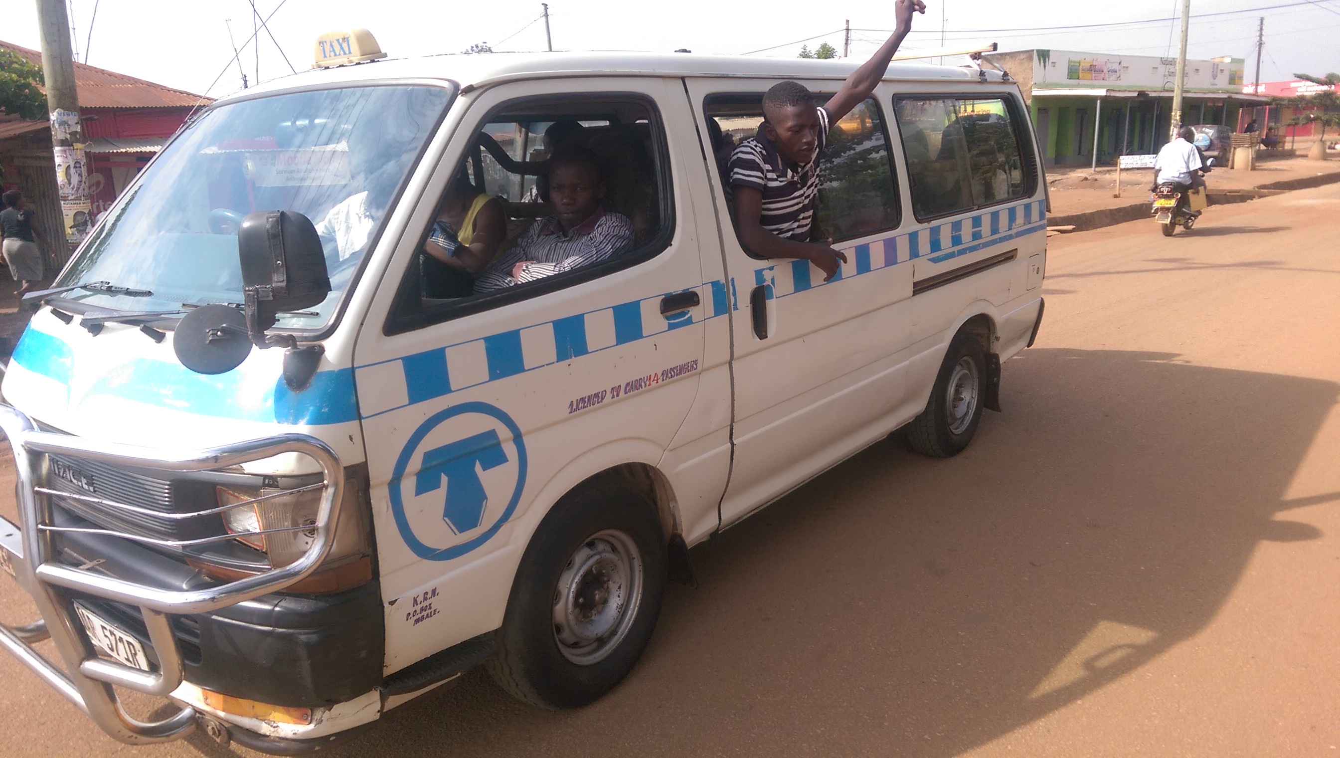 Police Warns Taxis Drivers Against Violating Curfew Time