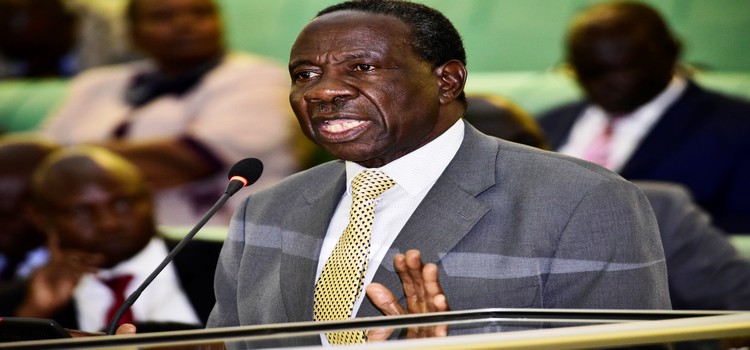 Minister Kasaija Wants Raw Tobacco Processed in Uganda