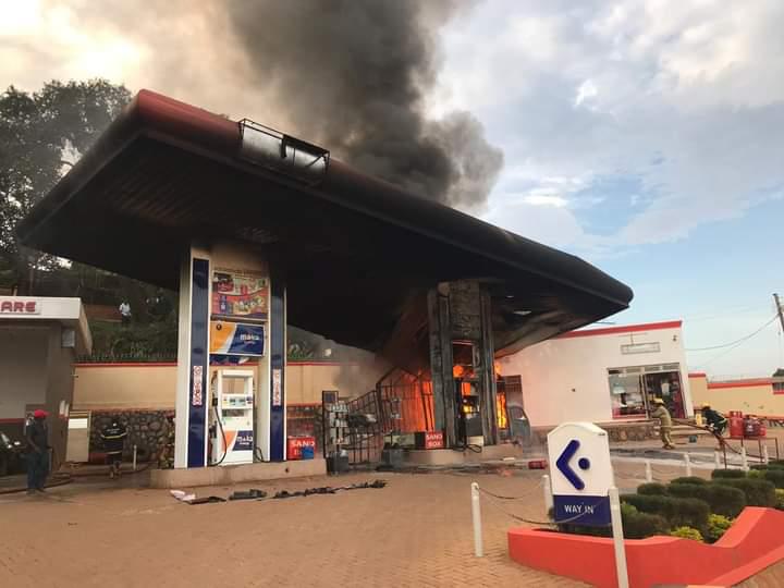 Entebbe Petrol Station Catches Fire, Traffic Paralysed