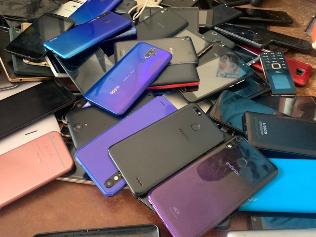 Five Arrested as Police Recovers Over 90 Stolen Mobile Phones at Cooper Complex