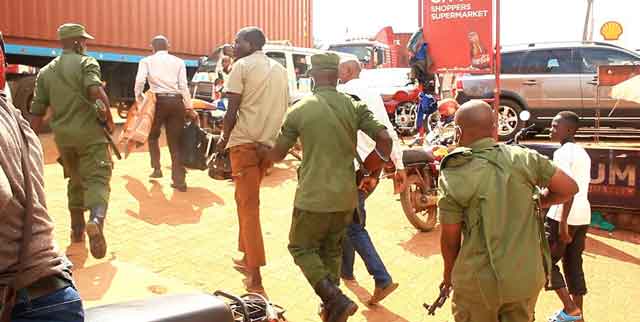 LDU Officers Arrest SFC Soldier Over ‘Illegal’ Possession of Fire Arm