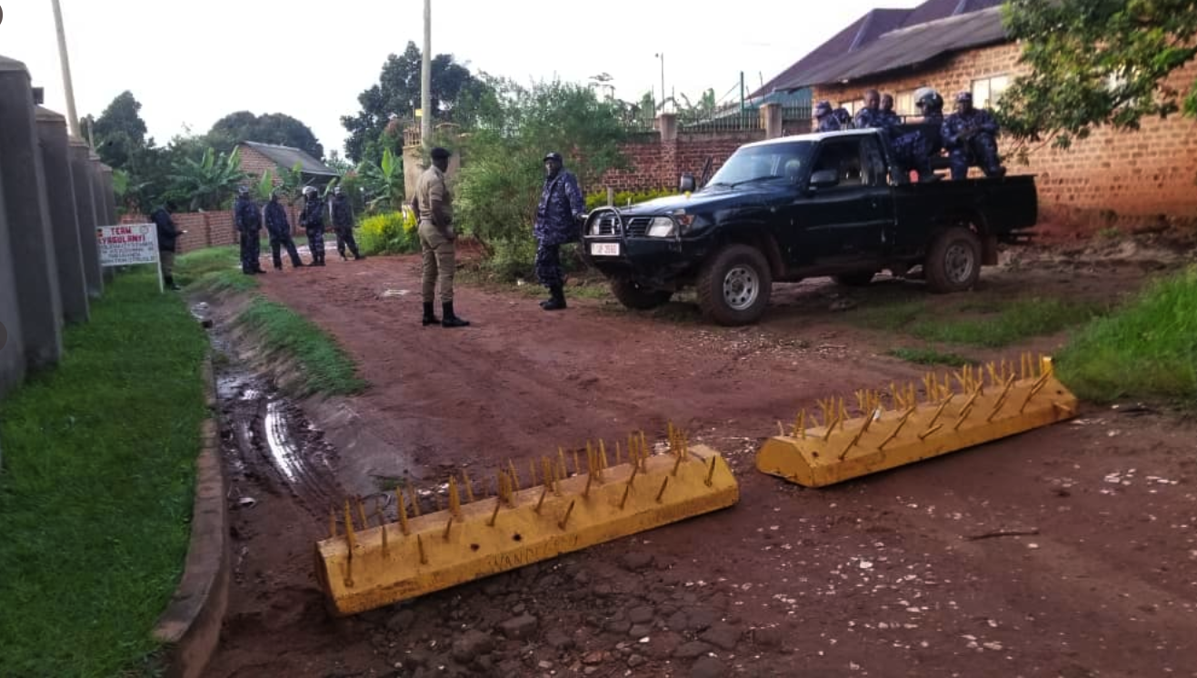 Police Cordons Off Bobi Wine Home Ahead of Museveni Swearing-in