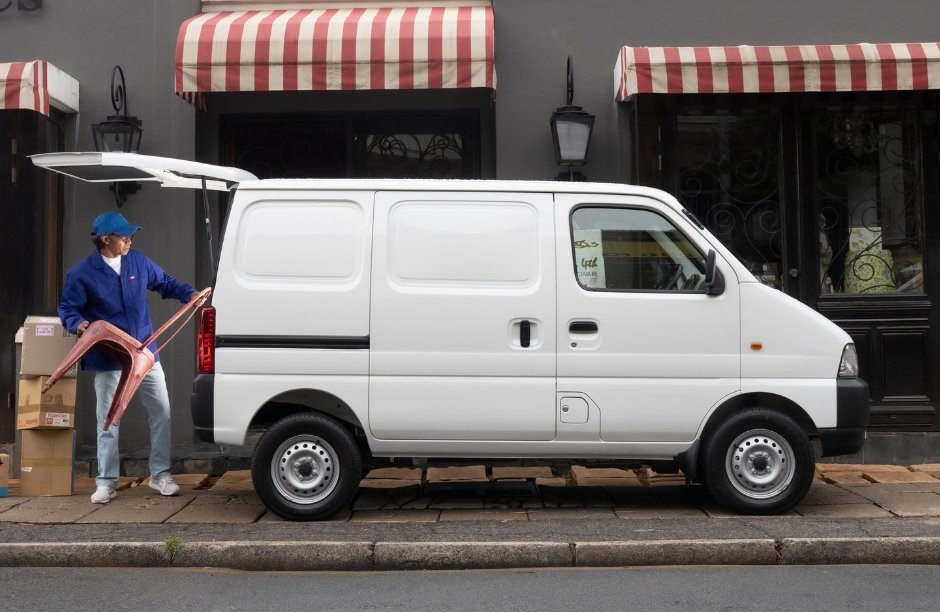 CFAO Unveils Fuel Efficient Suzuki Eeco Van to Ugandan Market