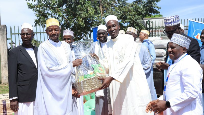 Centenary Bank Donates to The Muslim Community for Ramadhan
