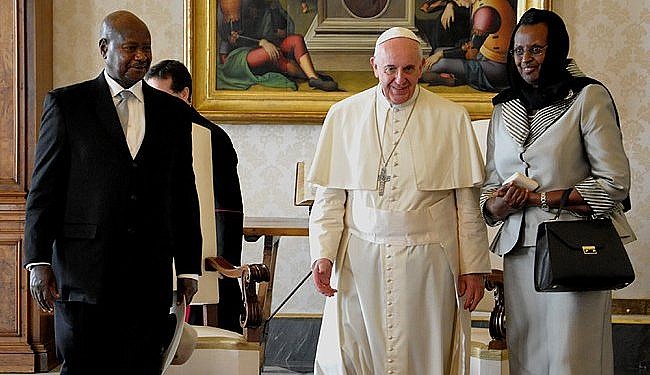 President Museveni Pays Tribute To Pope Francis
