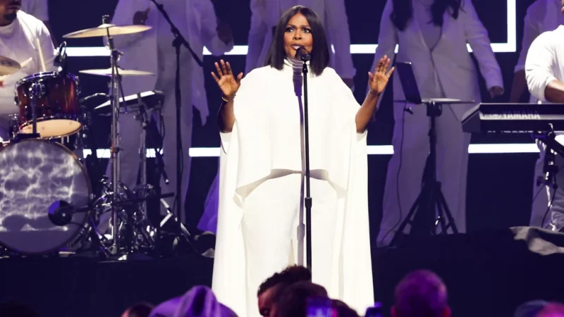 Gospel Legend CeCe Winans To Hold Concert In Kampala On August 28