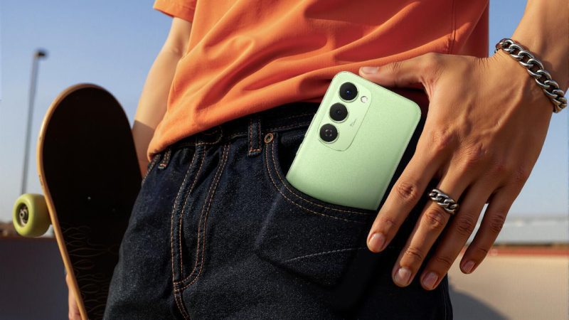 TECNO Launches Ultra-Slim SPARK 40 Series with World’s Thinnest Curved Wireless Charging Phone