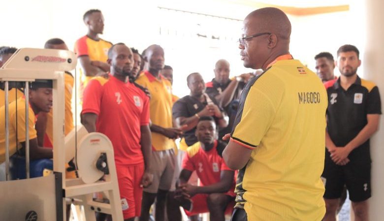 Museveni Delivers Shs2.4 Billion Pledge to Uganda Cranes CHAN Players