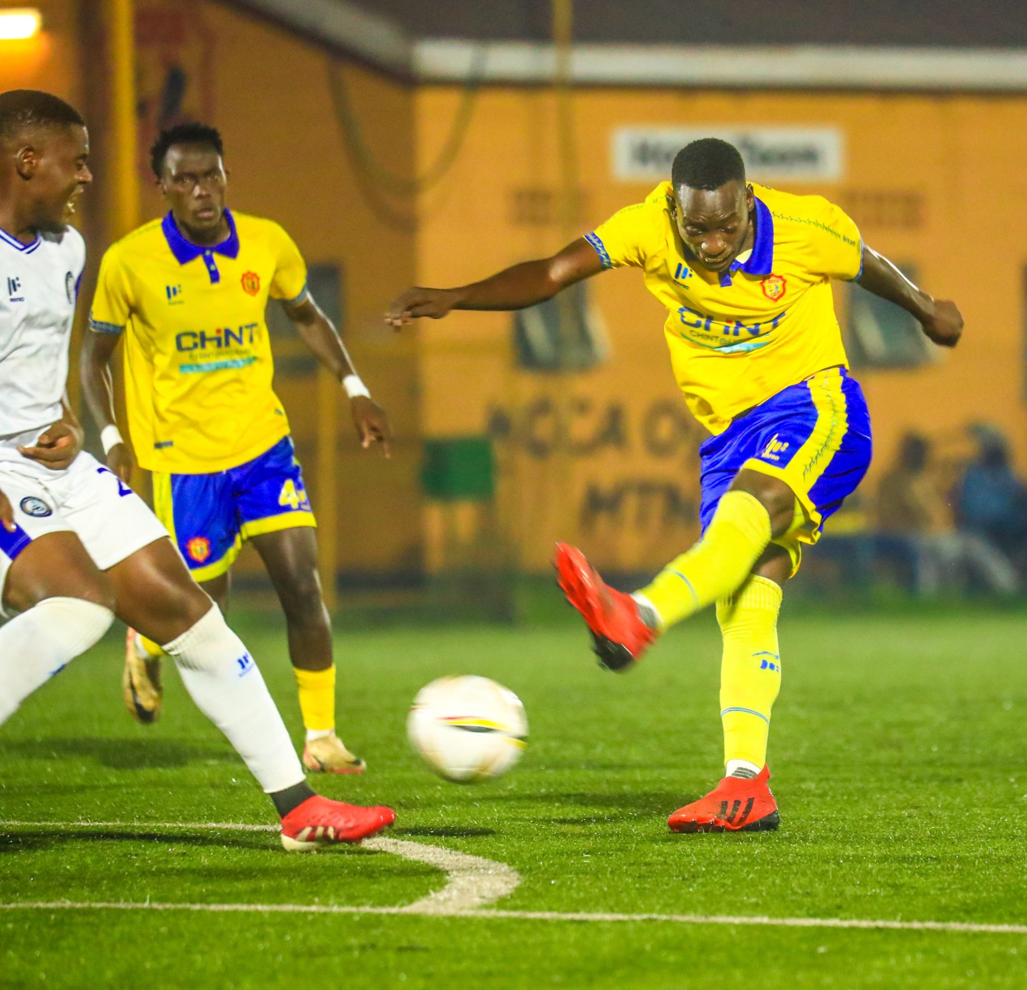 KCCA Edges Police 2–1 to Keep Pressure on Leaders Vipers